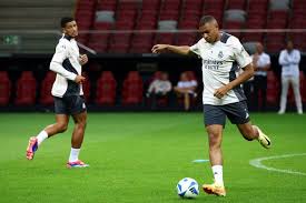 船最近的新 船最近的新